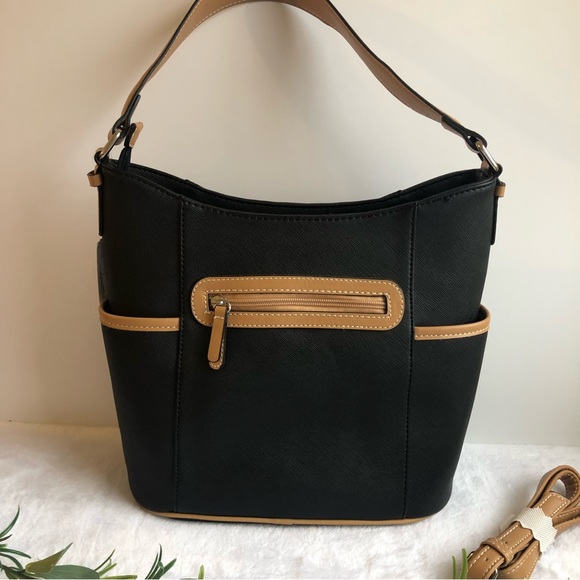 Giani Bernini Saffiano Faux Leather Medium Hobo Crossbody, NWT - Picture 2 of 7